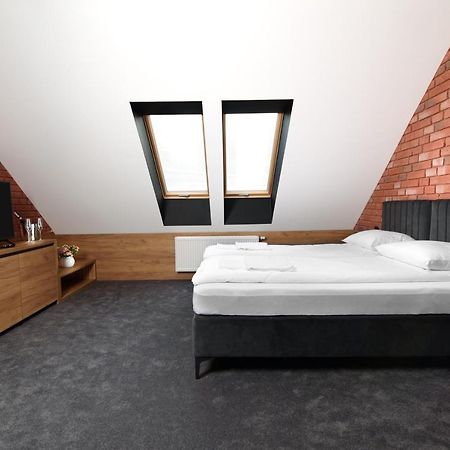Ostoja Garden Bed & Breakfast Brody  Екстериор снимка